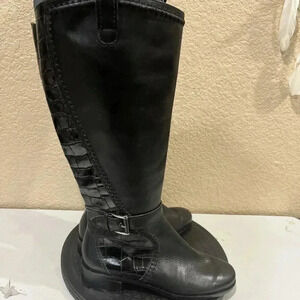 Van Eli Tall Leather Riding Boots Size 7 Low Chunky Heel Embossed Buckle Western